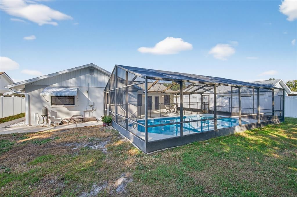 合同活跃: $475,000 (3 贝兹, 2 浴室, 1547 平方英尺)