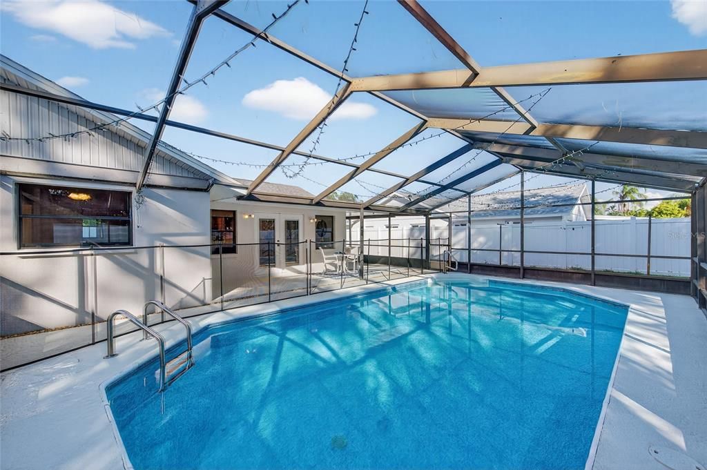 合同活跃: $475,000 (3 贝兹, 2 浴室, 1547 平方英尺)