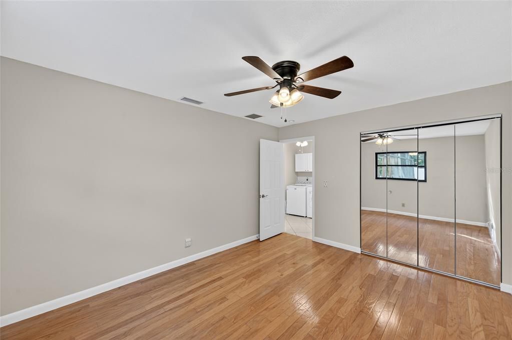 合同活跃: $475,000 (3 贝兹, 2 浴室, 1547 平方英尺)