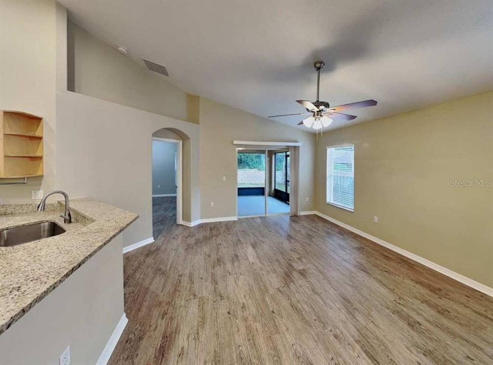 En Renta: $1,850 (3 camas, 2 baños, 1632 Pies cuadrados)