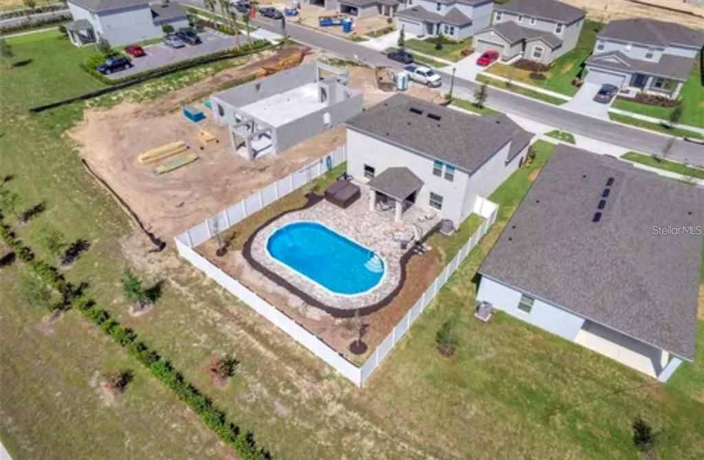 En Venta: $499,000 (4 camas, 2 baños, 2143 Pies cuadrados)