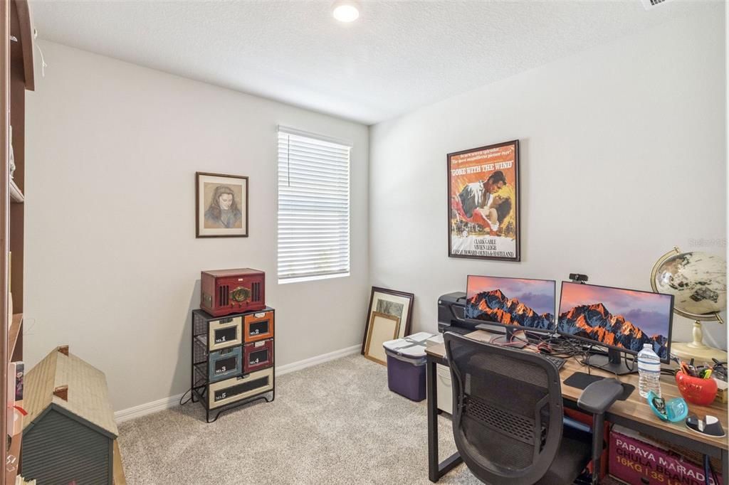 For Sale: $348,500 (4 beds, 2 baths, 1687 Square Feet)