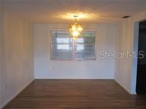 出租: $1,400 (2 贝兹, 2 浴室, 1298 平方英尺)