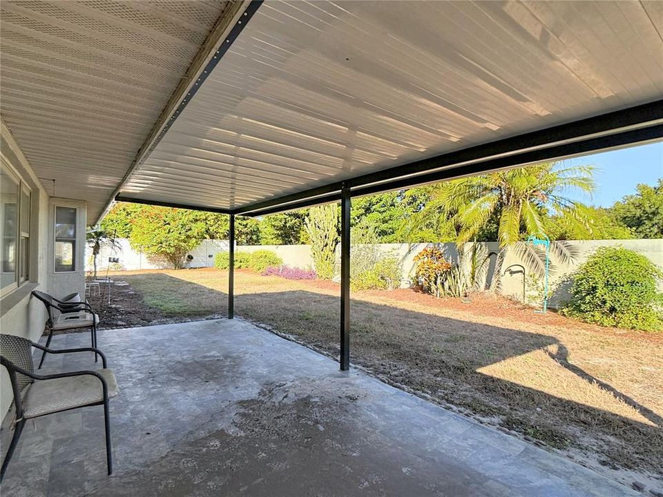 合同活跃: $345,900 (3 贝兹, 2 浴室, 3283 平方英尺)