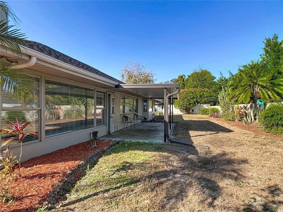 合同活跃: $345,900 (3 贝兹, 2 浴室, 3283 平方英尺)