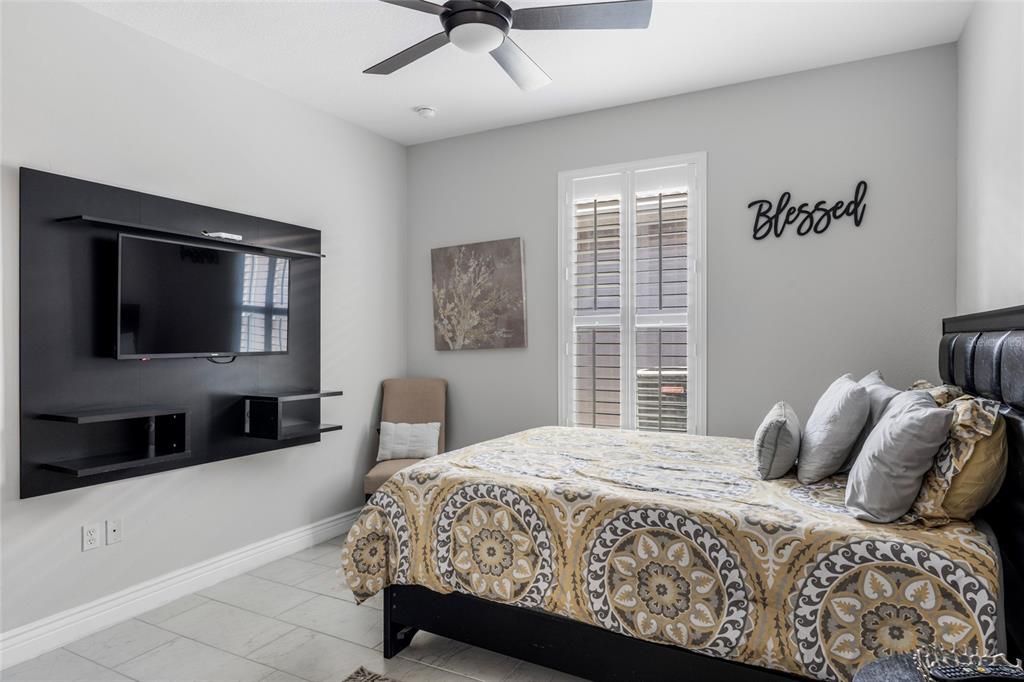 待售: $565,000 (4 贝兹, 3 浴室, 2724 平方英尺)