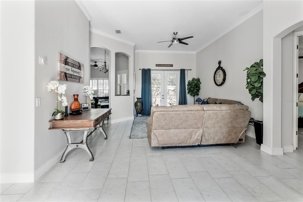 待售: $565,000 (4 贝兹, 3 浴室, 2724 平方英尺)