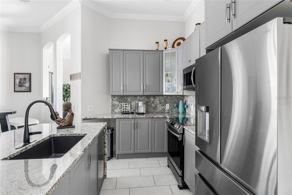 待售: $565,000 (4 贝兹, 3 浴室, 2724 平方英尺)