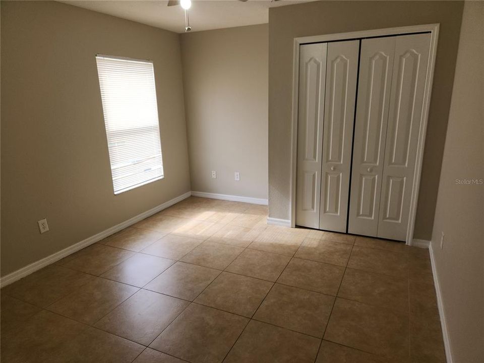 For Rent: $1,900 (4 beds, 2 baths, 1605 Square Feet)