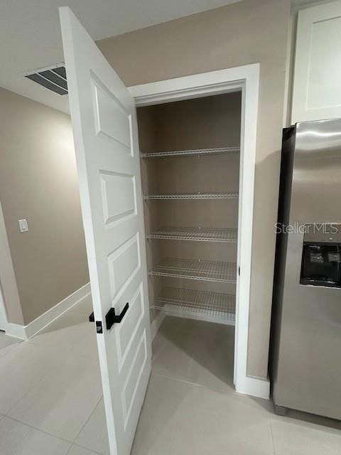 待售: $249,900 (3 贝兹, 2 浴室, 1229 平方英尺)