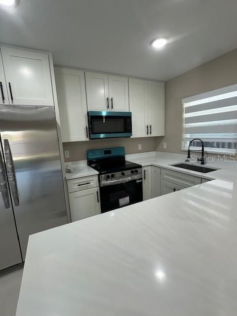 待售: $249,900 (3 贝兹, 2 浴室, 1229 平方英尺)