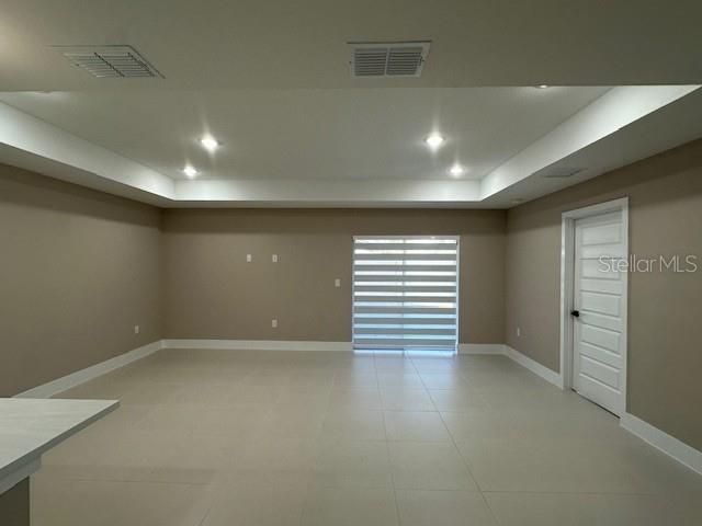 待售: $249,900 (3 贝兹, 2 浴室, 1229 平方英尺)