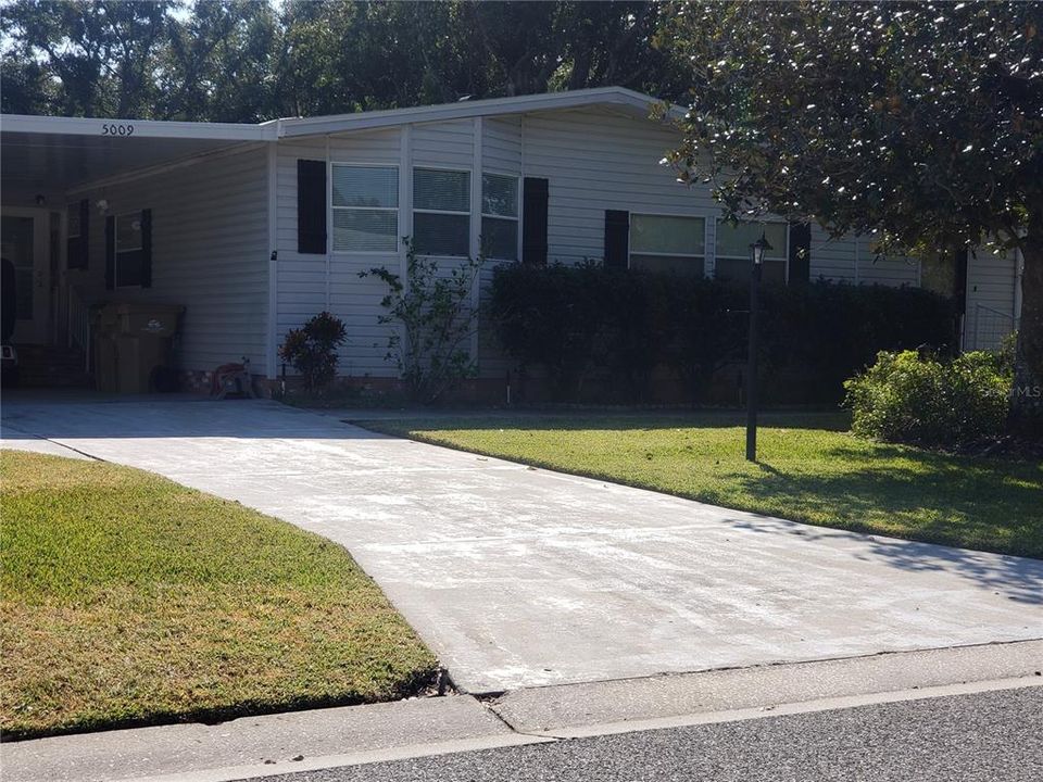 For Rent: $2,450 (2 beds, 2 baths, 1428 Square Feet)