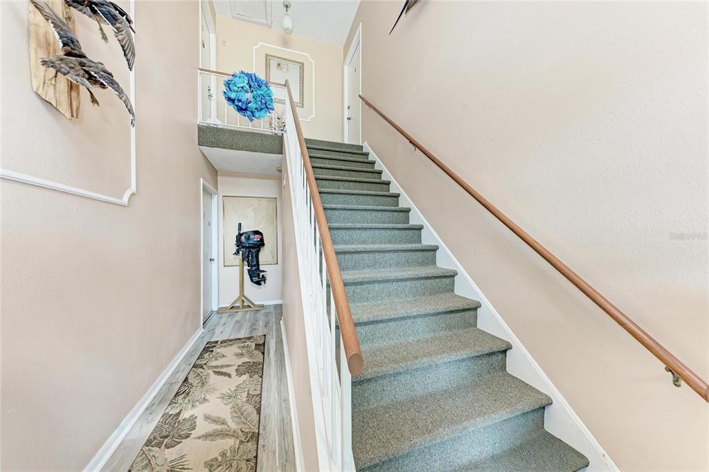 For Sale: $105,000 (2 beds, 2 baths, 993 Square Feet)