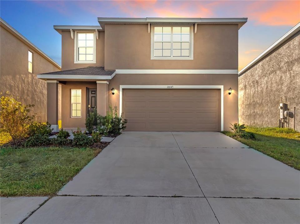 出租: $2,150 (3 贝兹, 2 浴室, 1961 平方英尺)