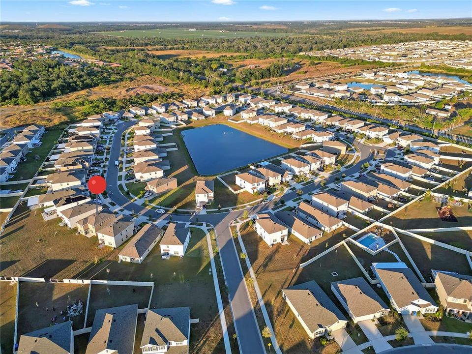 出租: $2,150 (3 贝兹, 2 浴室, 1961 平方英尺)