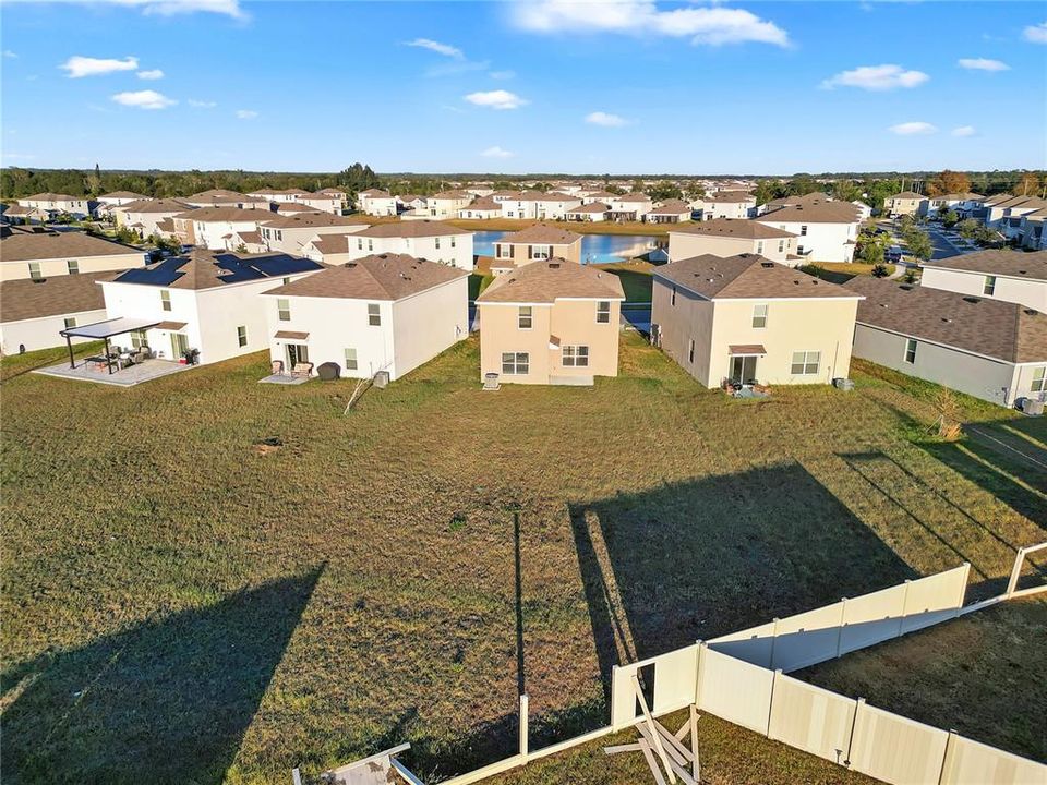 出租: $2,150 (3 贝兹, 2 浴室, 1961 平方英尺)