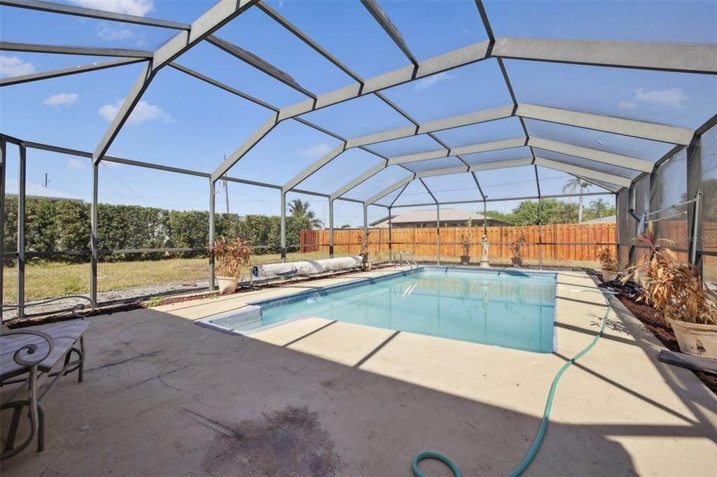 На продажу: $219,000 (2 спален, 2 ванн, 1189 Квадратных фут)