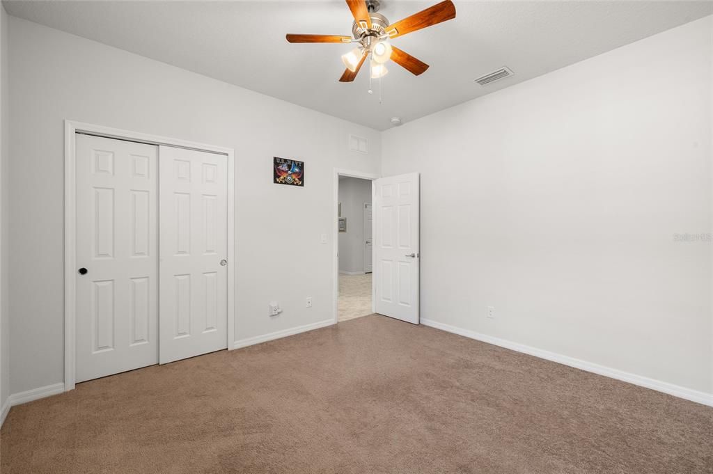 Active With Contract: $387,500 (4 beds, 2 baths, 2164 Square Feet)