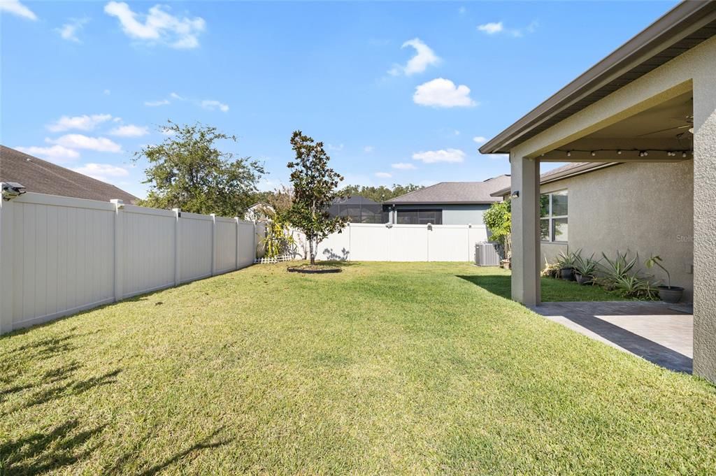 Active With Contract: $387,500 (4 beds, 2 baths, 2164 Square Feet)