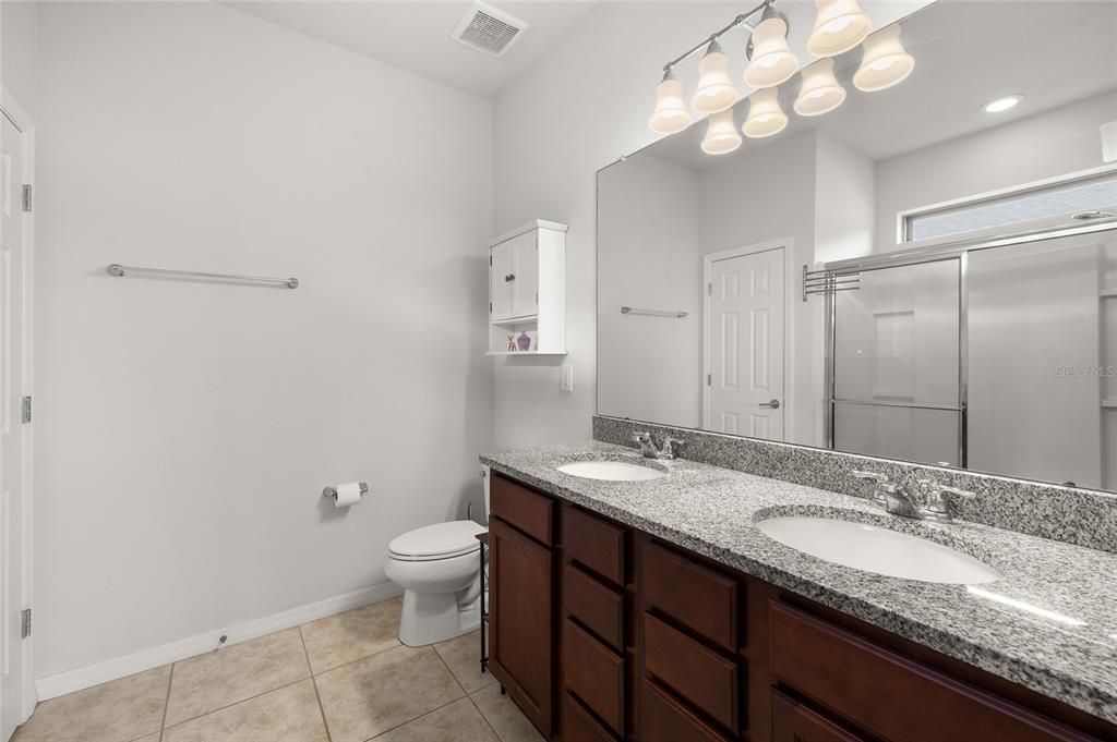 Active With Contract: $387,500 (4 beds, 2 baths, 2164 Square Feet)