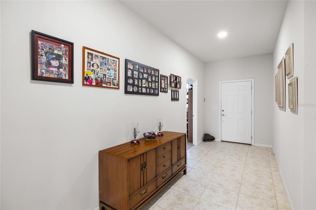 Active With Contract: $387,500 (4 beds, 2 baths, 2164 Square Feet)