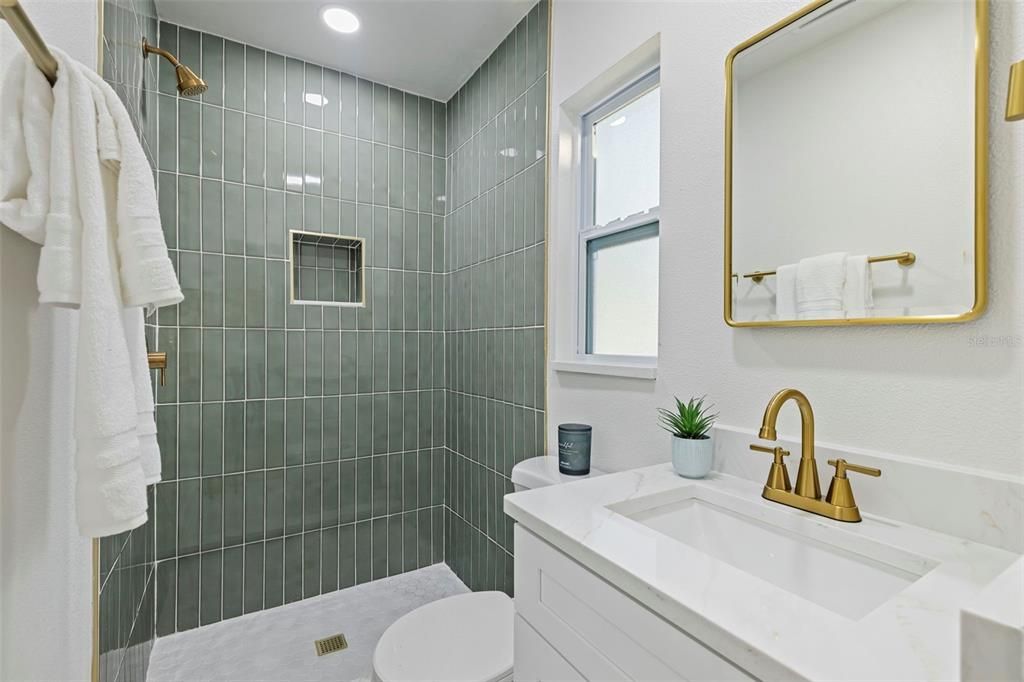 Active With Contract: $520,000 (2 beds, 2 baths, 1029 Square Feet)