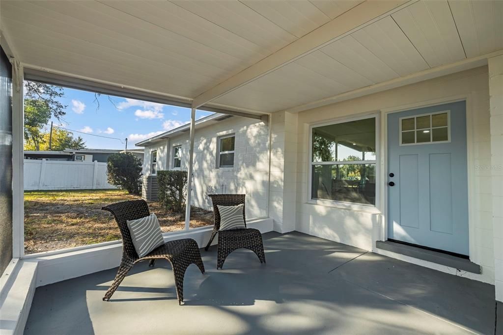 Active With Contract: $520,000 (2 beds, 2 baths, 1029 Square Feet)