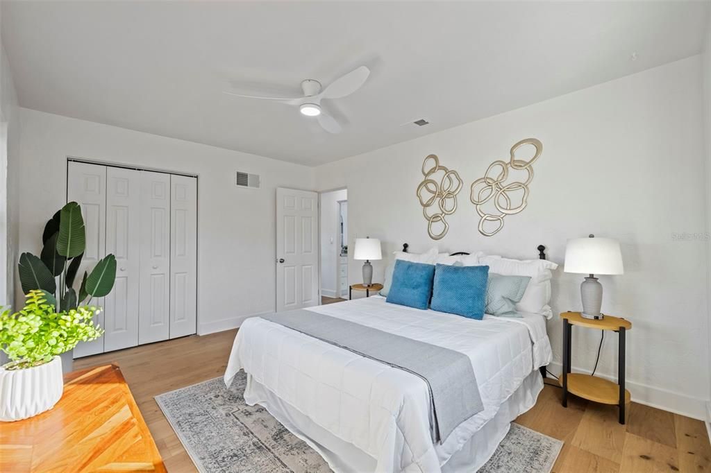 Active With Contract: $520,000 (2 beds, 2 baths, 1029 Square Feet)