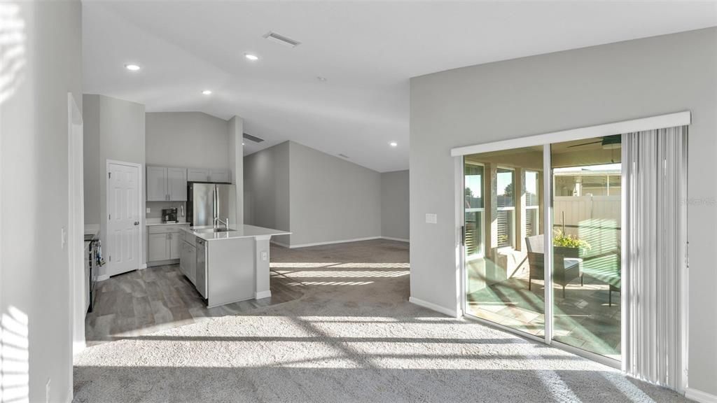 На продажу: $429,000 (4 спален, 2 ванн, 1854 Квадратных фут)