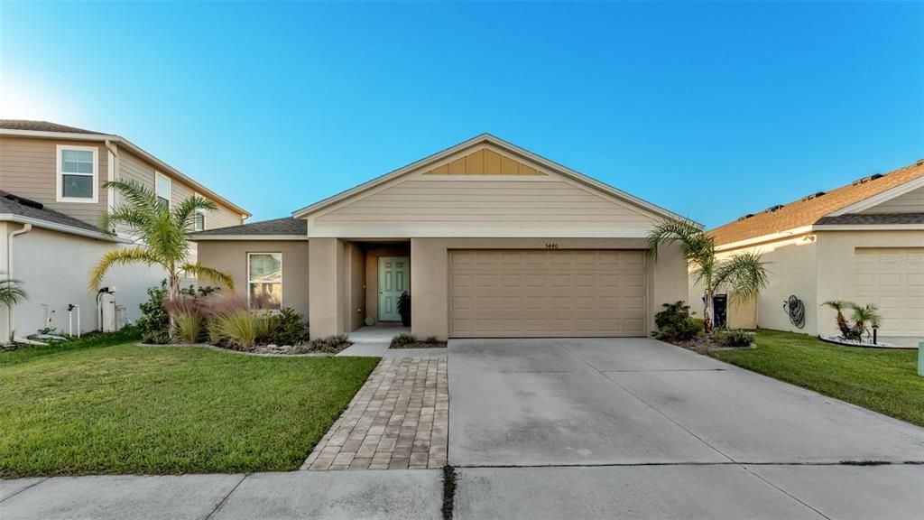 На продажу: $429,000 (4 спален, 2 ванн, 1854 Квадратных фут)