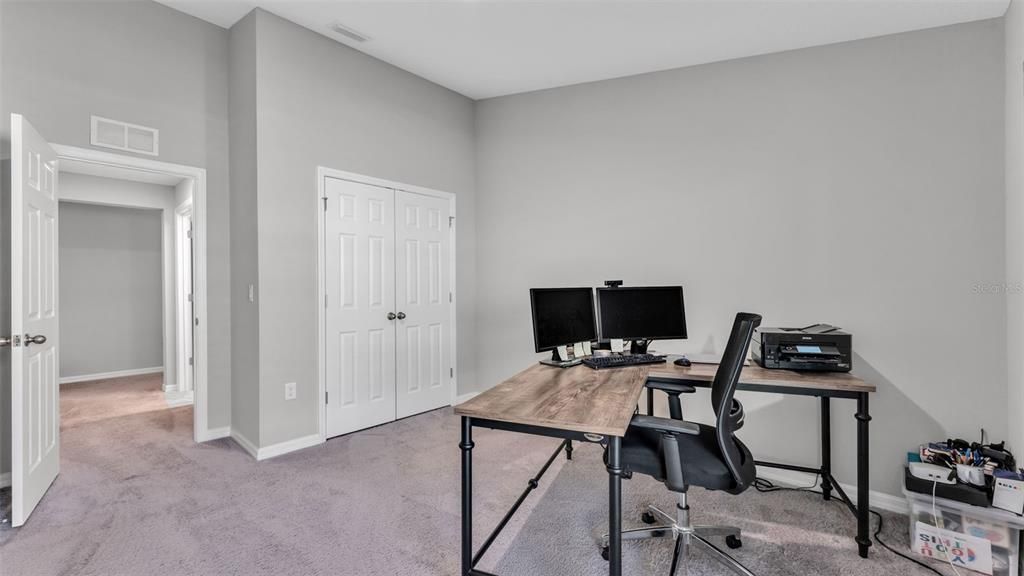 На продажу: $429,000 (4 спален, 2 ванн, 1854 Квадратных фут)