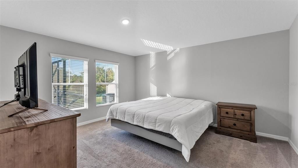 На продажу: $429,000 (4 спален, 2 ванн, 1854 Квадратных фут)