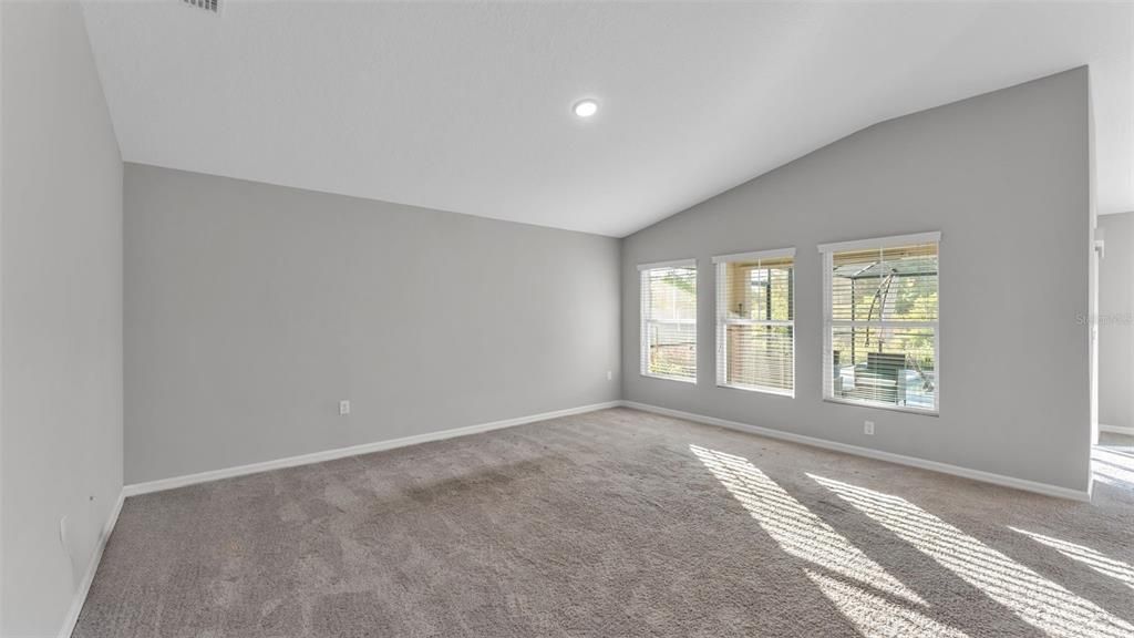 На продажу: $429,000 (4 спален, 2 ванн, 1854 Квадратных фут)