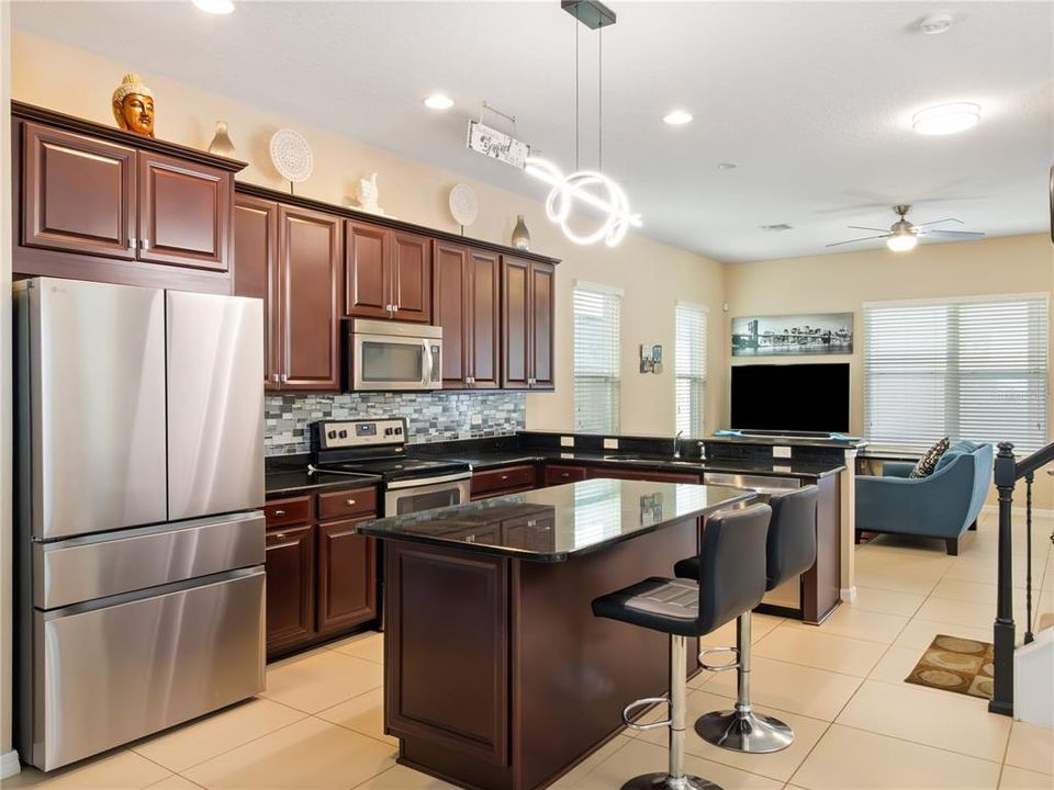 For Sale: $520,000 (3 beds, 2 baths, 2032 Square Feet)