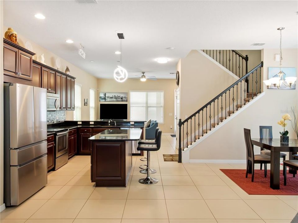 For Sale: $520,000 (3 beds, 2 baths, 2032 Square Feet)