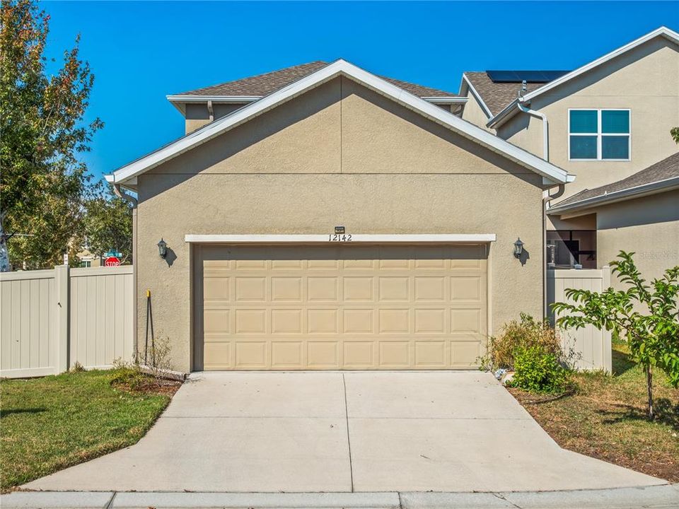 For Sale: $520,000 (3 beds, 2 baths, 2032 Square Feet)