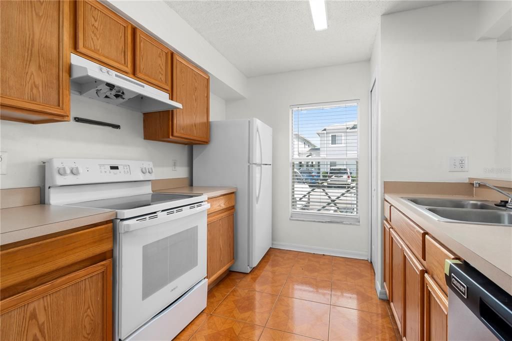 En Renta: $1,750 (3 camas, 2 baños, 1364 Pies cuadrados)