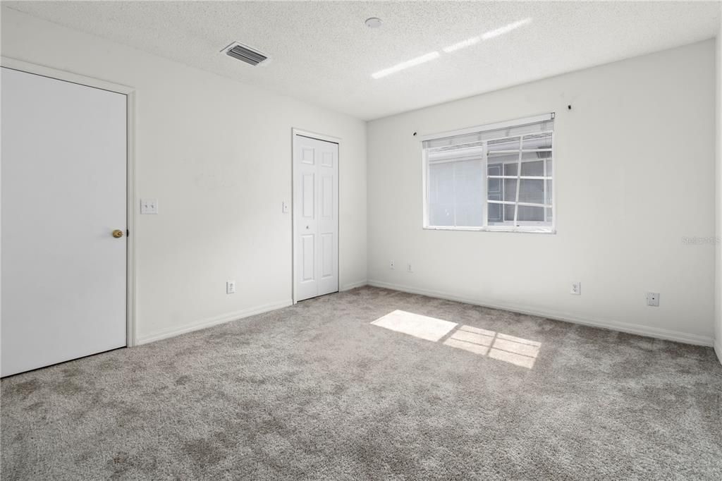 En Renta: $1,750 (3 camas, 2 baños, 1364 Pies cuadrados)