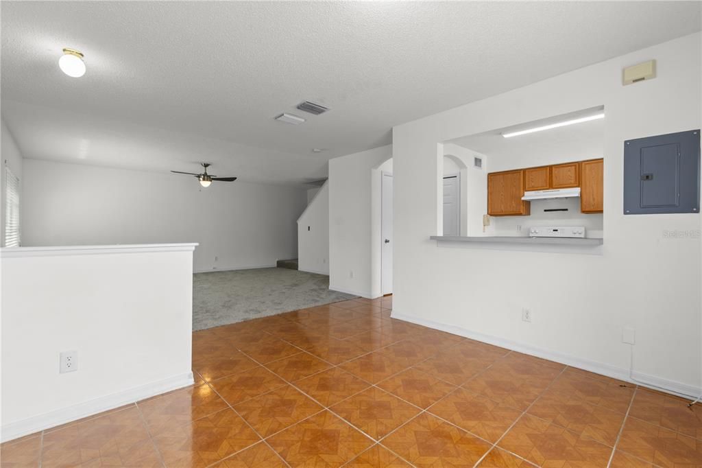 En Renta: $1,750 (3 camas, 2 baños, 1364 Pies cuadrados)