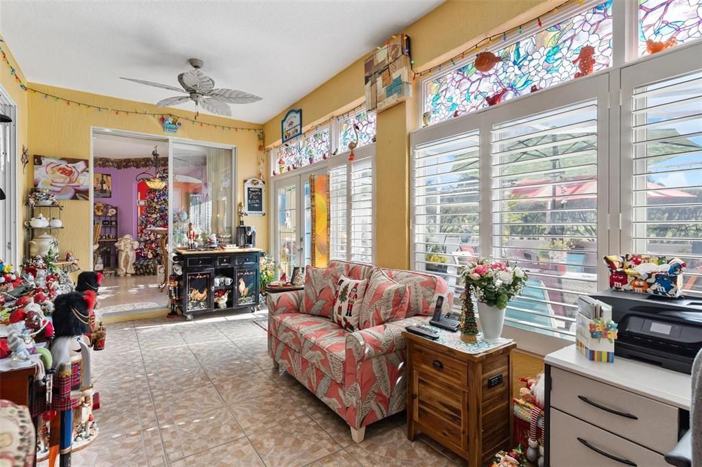 En Venta: $349,900 (3 camas, 2 baños, 2111 Pies cuadrados)