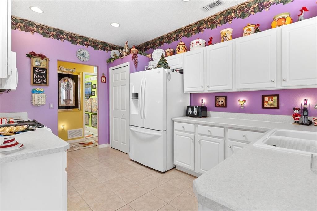 En Venta: $349,900 (3 camas, 2 baños, 2111 Pies cuadrados)