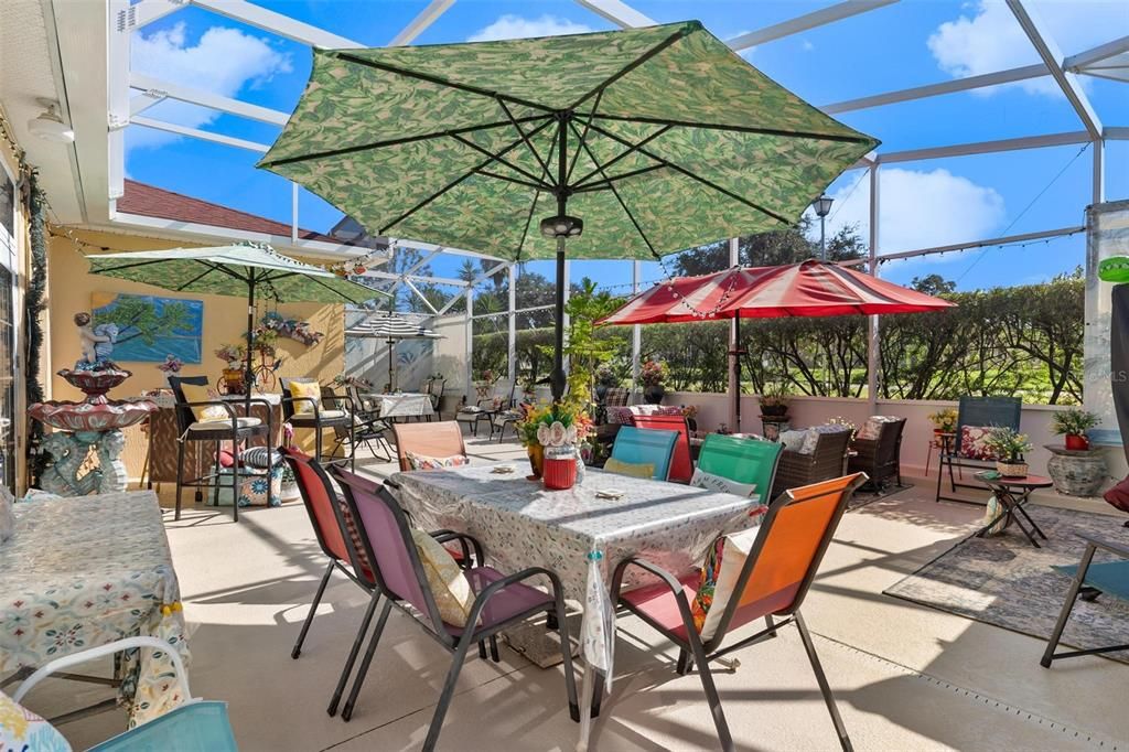 En Venta: $349,900 (3 camas, 2 baños, 2111 Pies cuadrados)