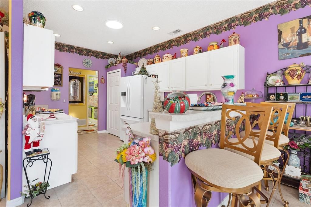 En Venta: $349,900 (3 camas, 2 baños, 2111 Pies cuadrados)