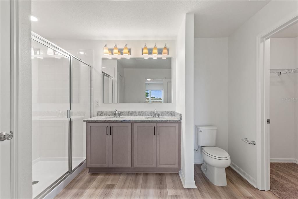 For Rent: $1,895 (4 beds, 2 baths, 1707 Square Feet)