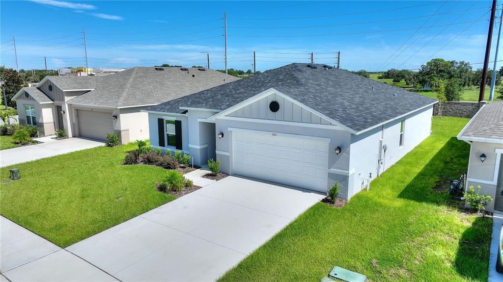 For Rent: $1,895 (4 beds, 2 baths, 1707 Square Feet)