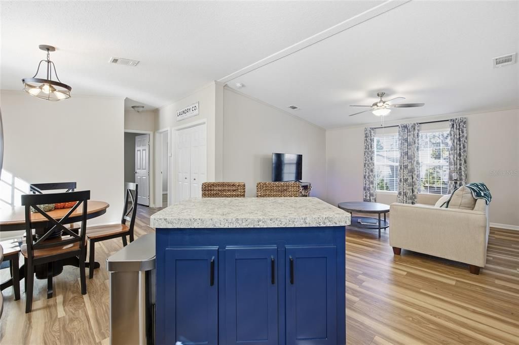 En Venta: $229,900 (2 camas, 2 baños, 1080 Pies cuadrados)