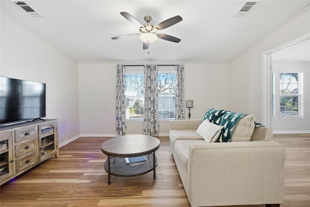 En Venta: $229,900 (2 camas, 2 baños, 1080 Pies cuadrados)