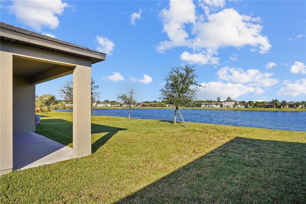 For Sale: $345,000 (3 beds, 2 baths, 1643 Square Feet)