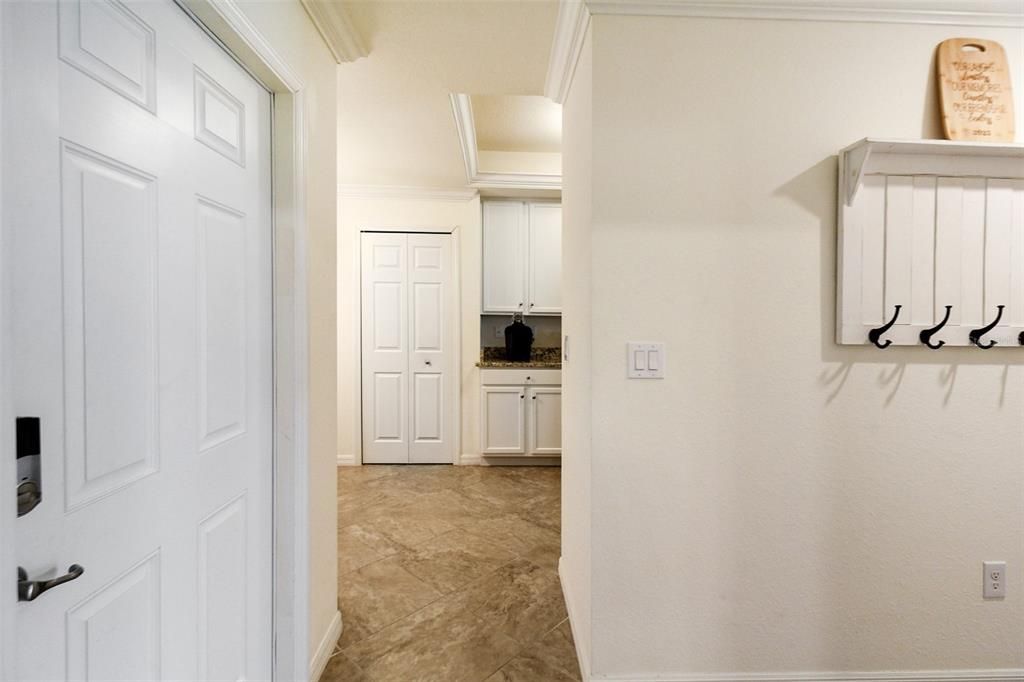 For Rent: $4,000 (2 beds, 2 baths, 1329 Square Feet)